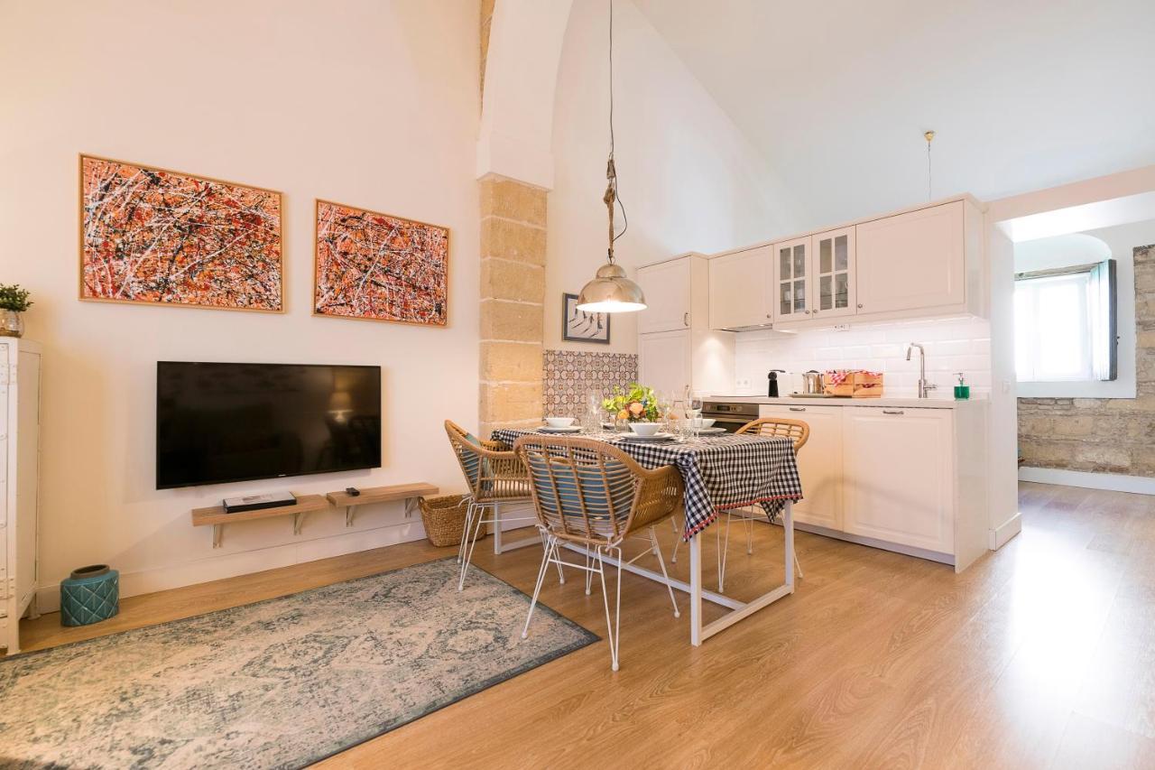 Cream Loft Siente Jerez Parking Incluido Apartment Jerez de la Frontera Exterior photo